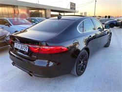 جاكوار XF